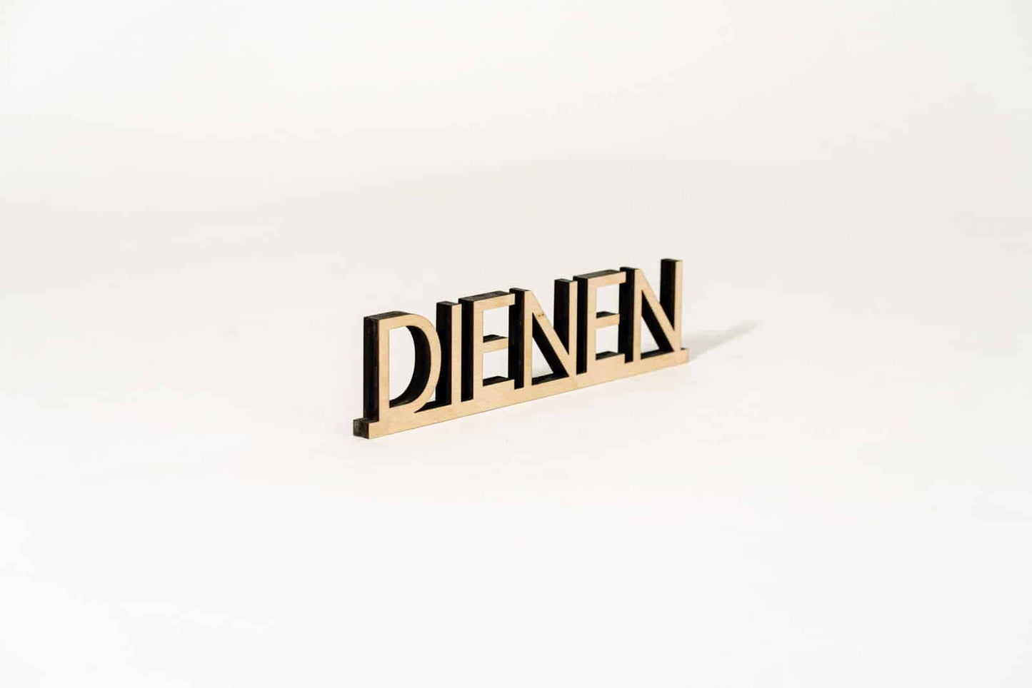 Dienen
